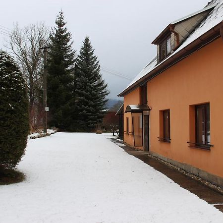 Chalupa U Prochazku Mezimesti Exterior photo